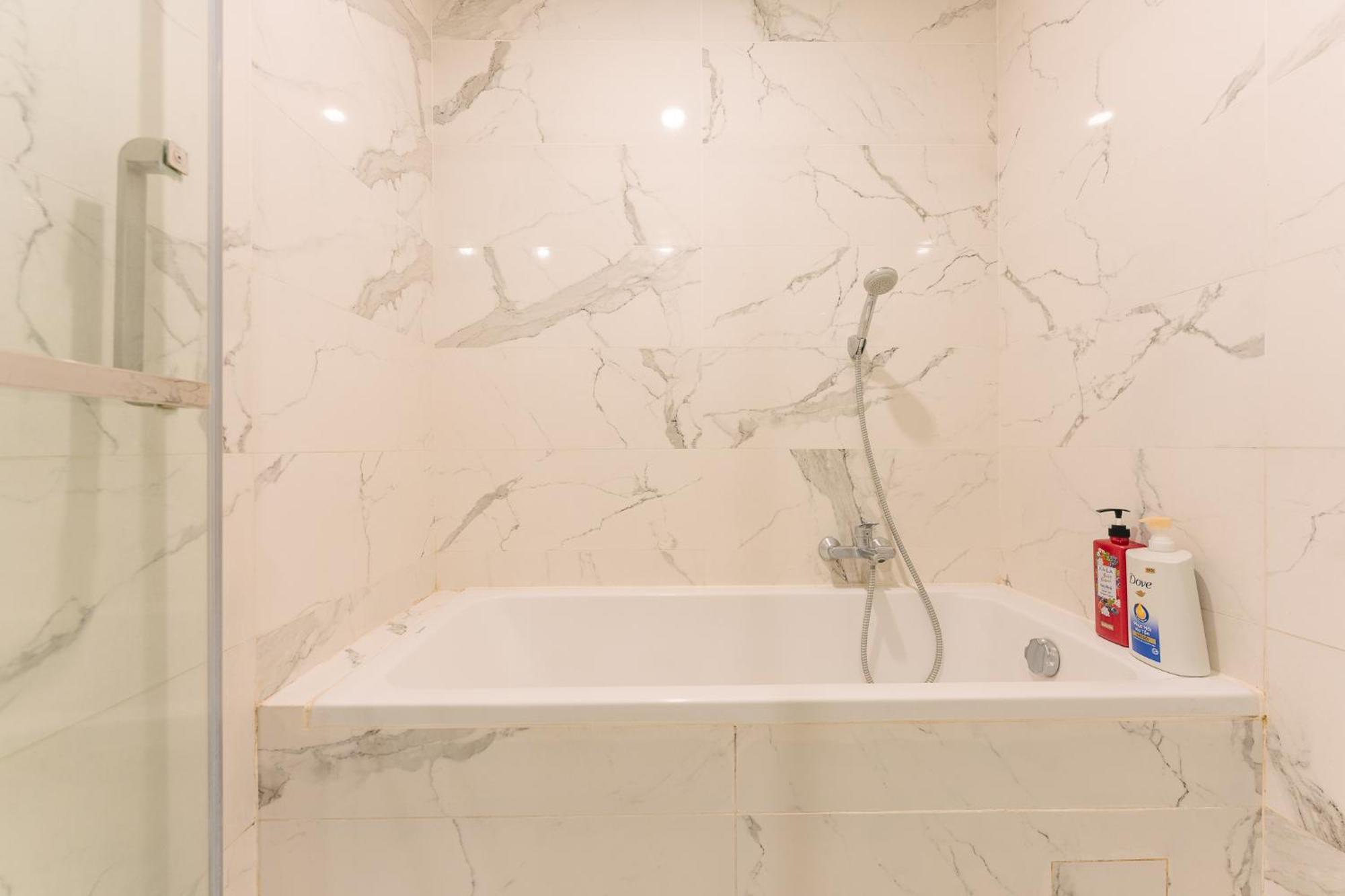Hi-Home Suites - Hanoi Downtown Aqua Central Экстерьер фото